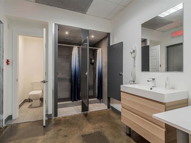 MF TRAINING, photo douches et vestaires